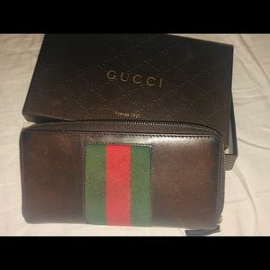 Gucci brown leather wallet